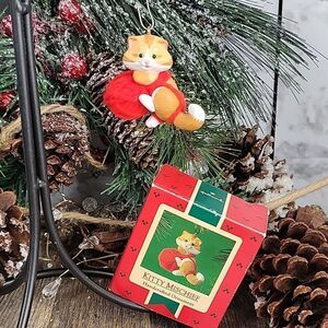 Christmas ornament " kitty Mischief " by Hallmark